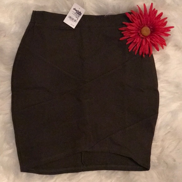 💚NWT CHARLOTTE RUSSE SKIRT💚 - Picture 2 of 4